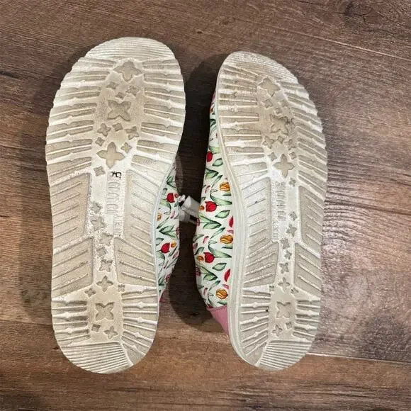 Hey Dude Wendy Slip-On Loafers Size 8 Tulip Bouquet Floral Print Pink Garden - Picture 6 of 12